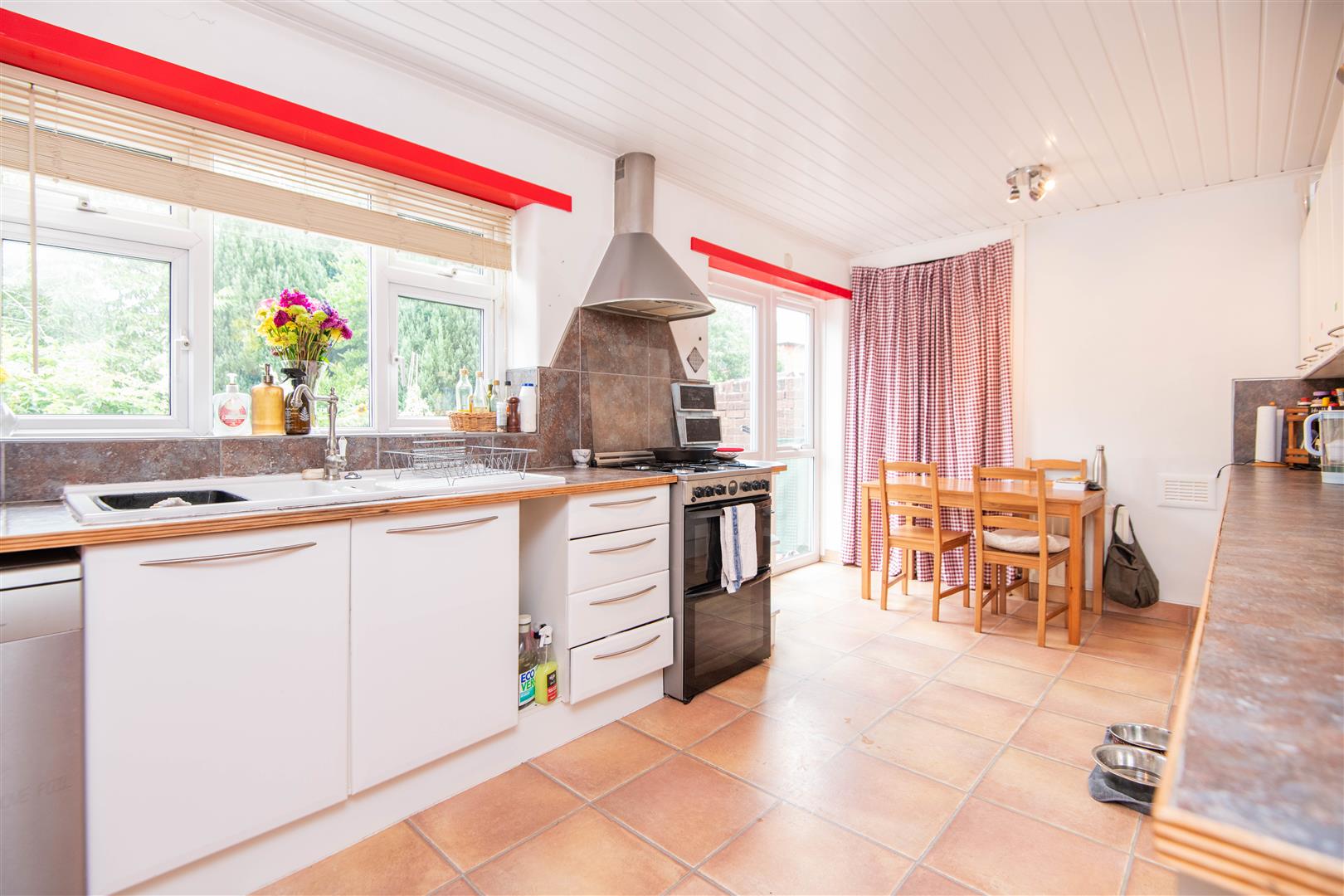 2 bed property in The Avenue, Chorley